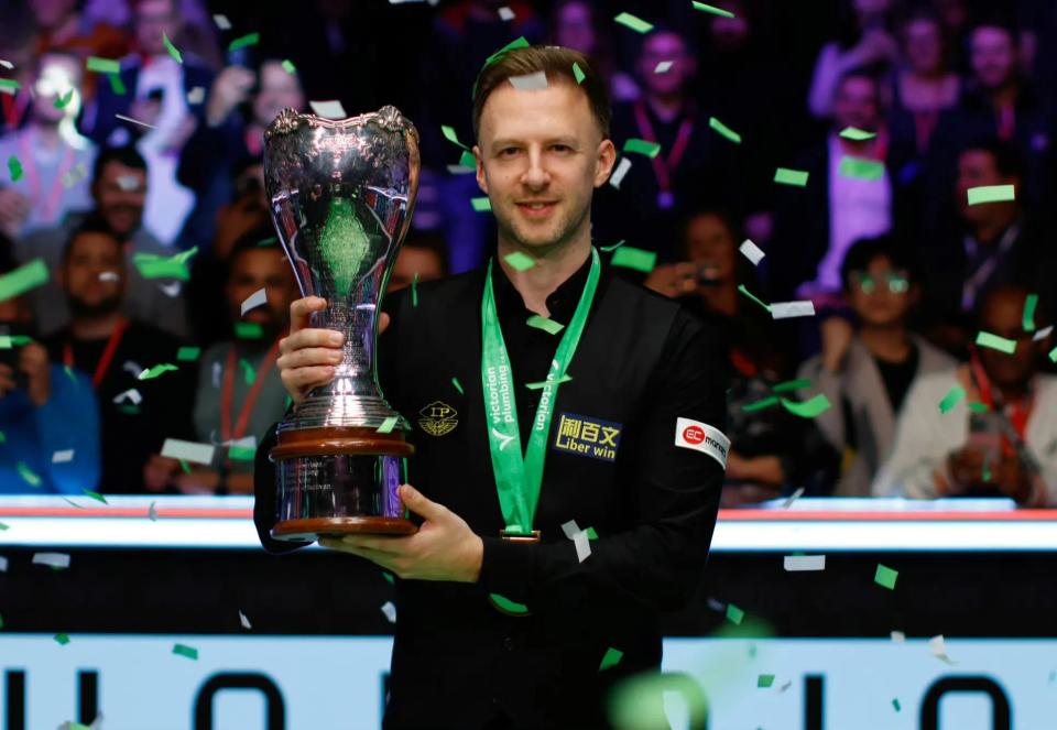 凭借新款底 凭借新款底