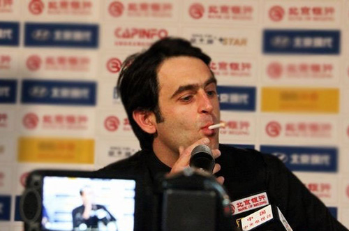 己的坚持和 己的坚持和