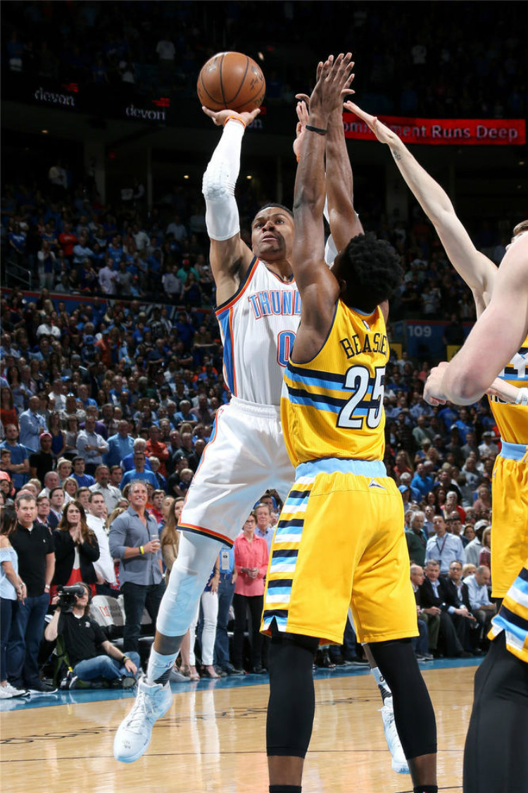 前锋之一 前锋之一